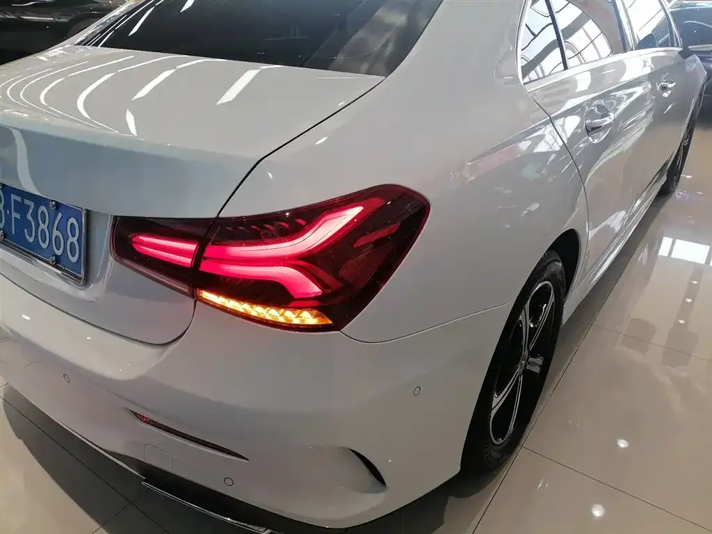 Mercedes-Benz A-Class — фото 10