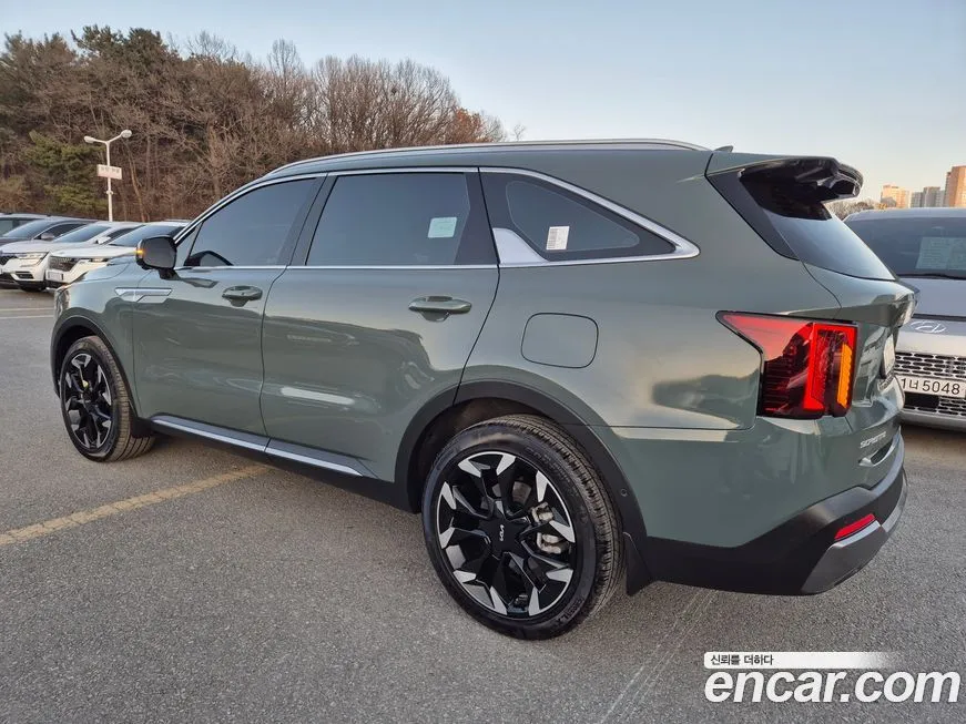 Kia Sorento — фото 5