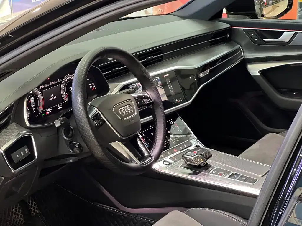 Audi A6L — фото 3