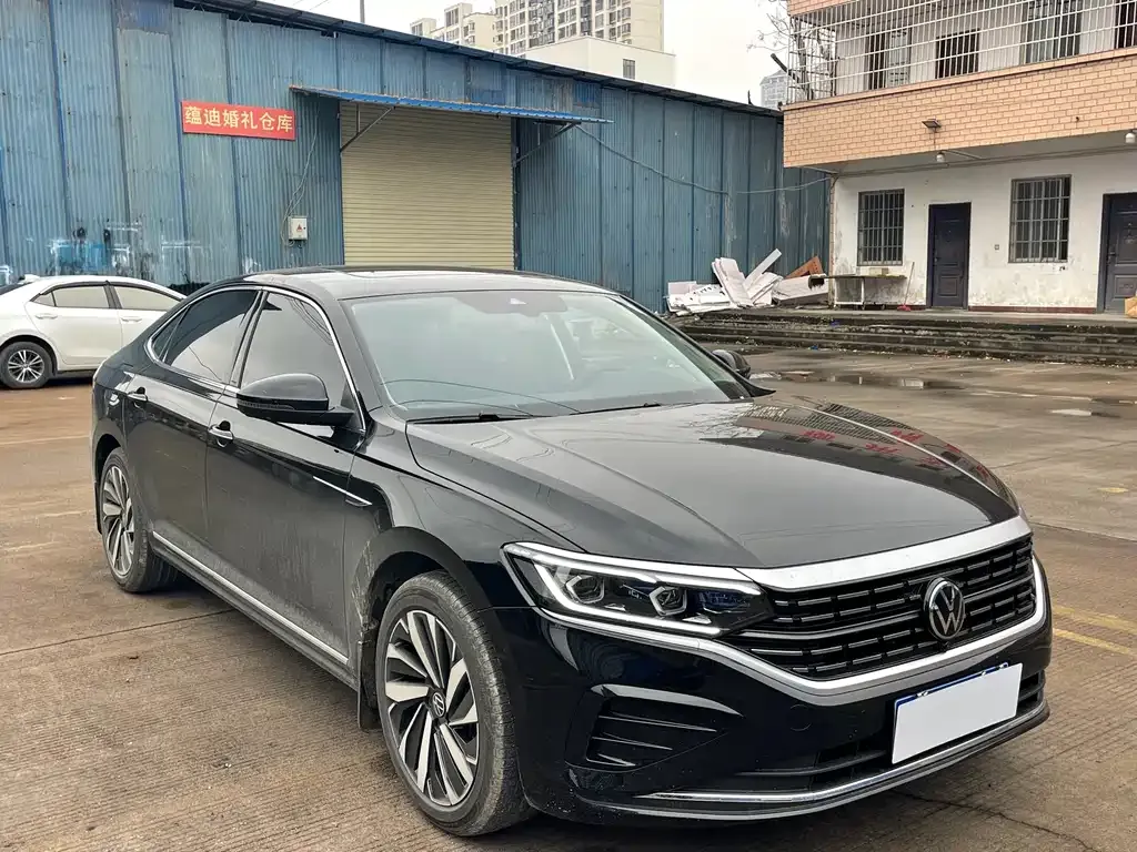 Volkswagen Passat — фото 6