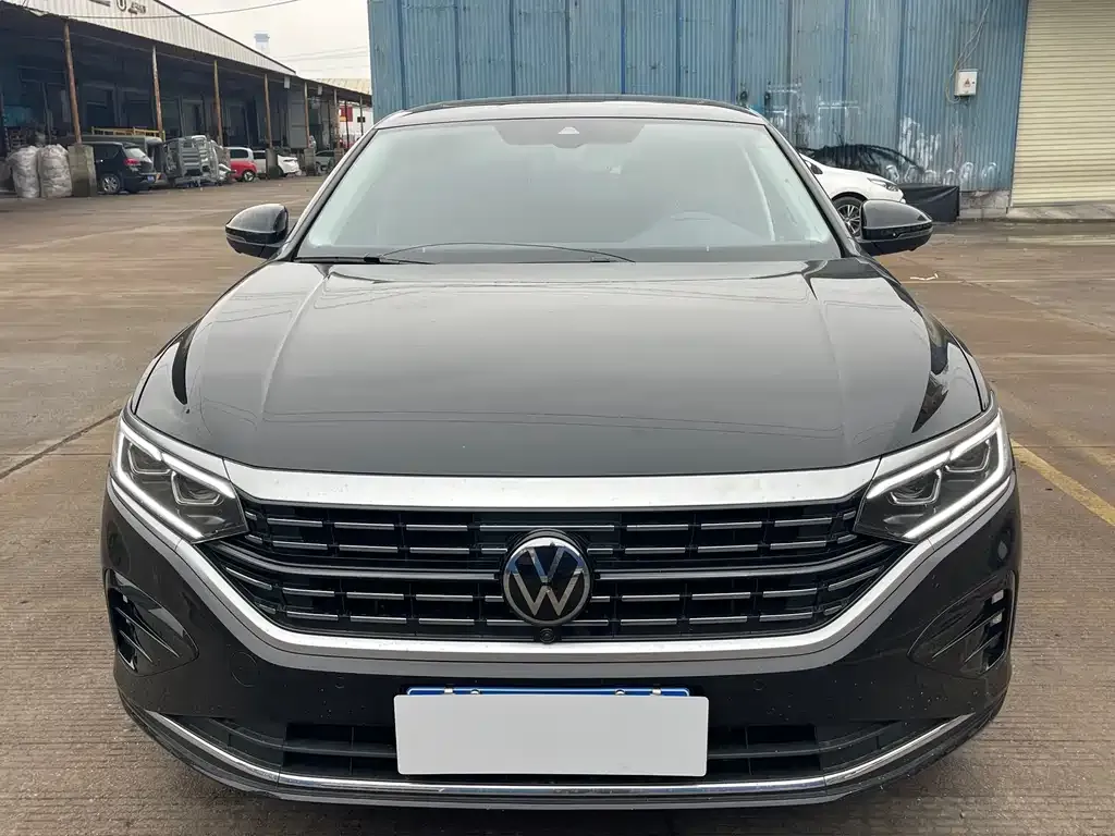 Volkswagen Passat — фото 5