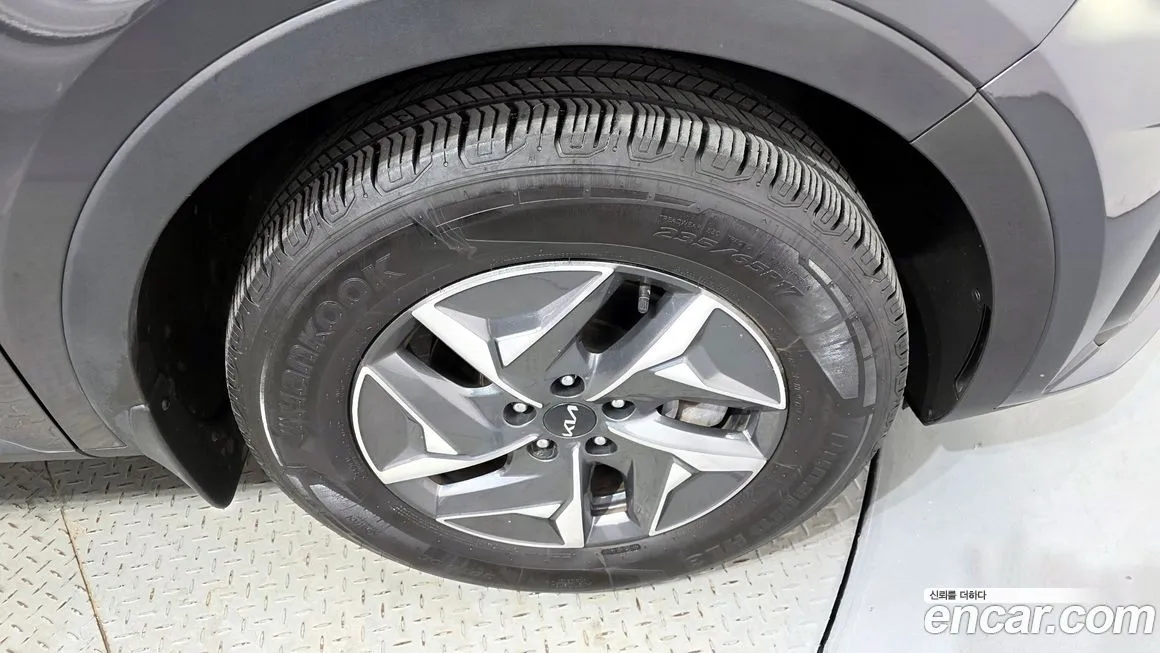 Kia Sorento — фото 6