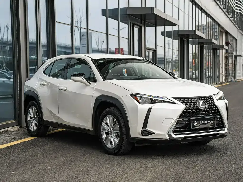 Lexus UX — фото 7