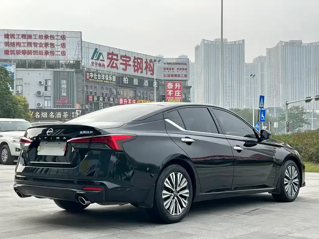 Nissan Teana — фото 3