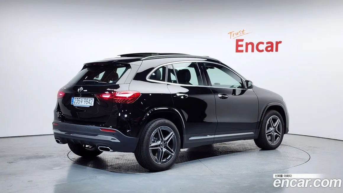 Mercedes-Benz GLA-Class — фото 4