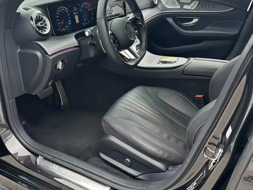 Mercedes-Benz CLS — фото 2