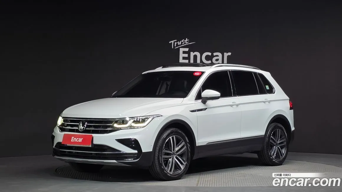 Volkswagen Tiguan — фото 1