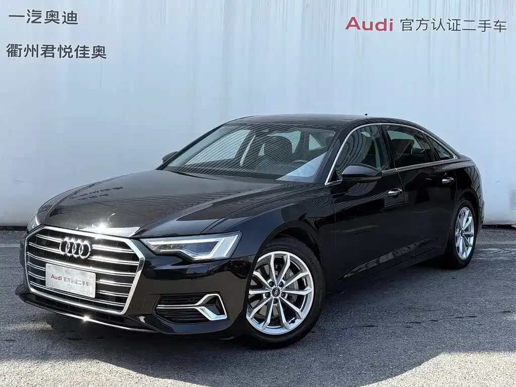 Audi A6L — фото 1