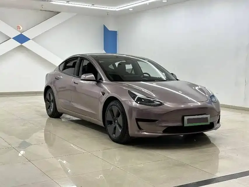 Tesla Model 3 — фото 2