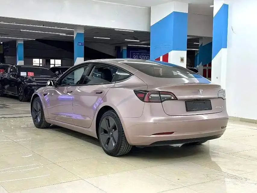 Tesla Model 3 — фото 3