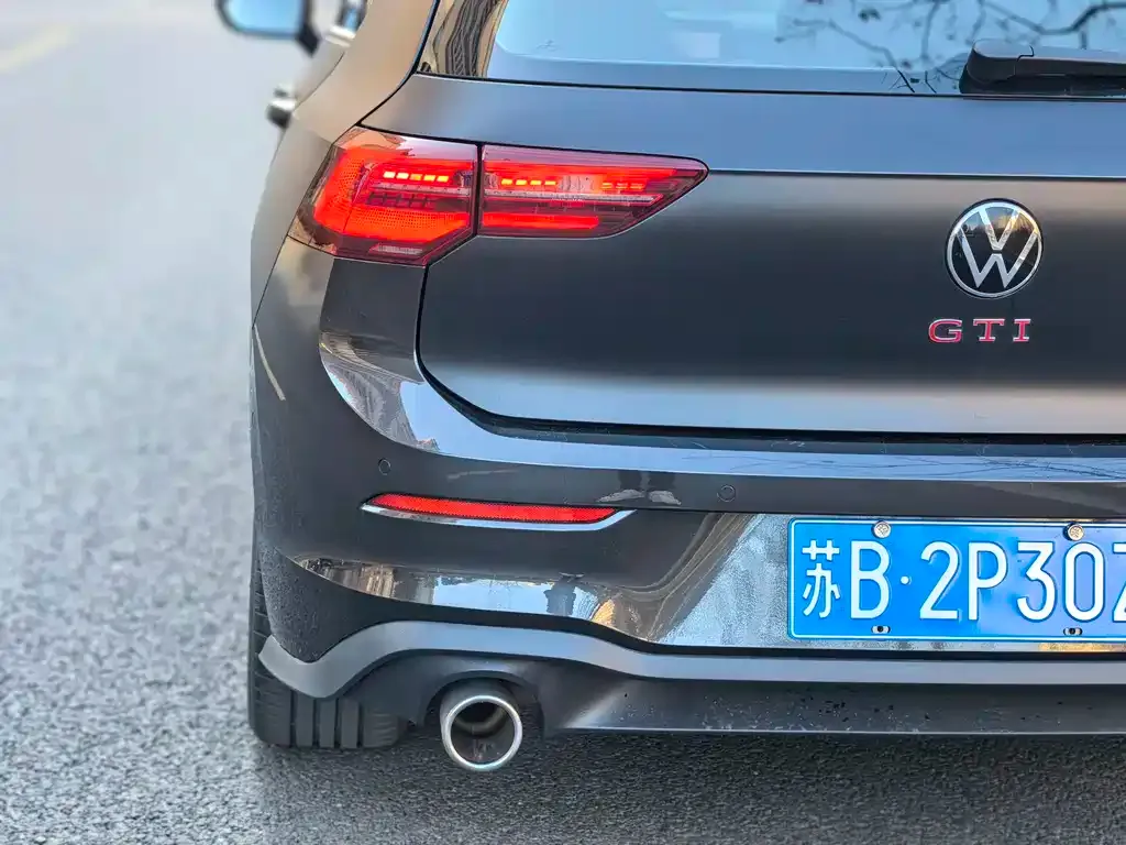 Volkswagen Golf GTI — фото 5