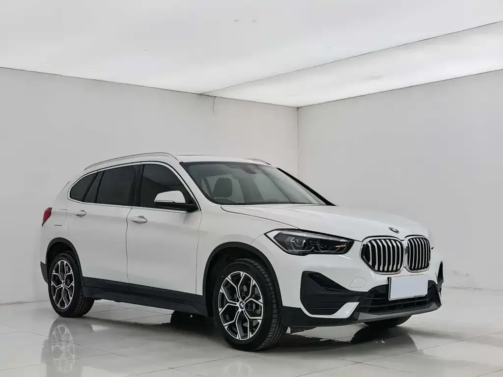 BMW X1 — фото 3