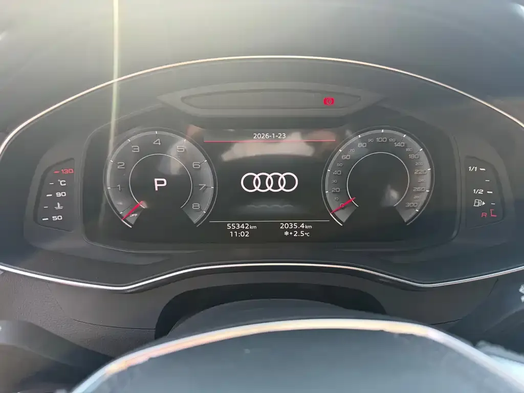 Audi A6L — фото 2
