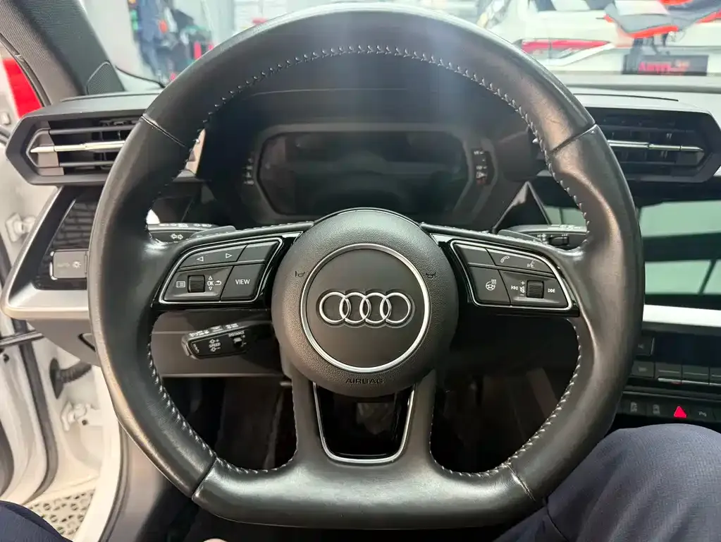 Audi A3 — фото 2