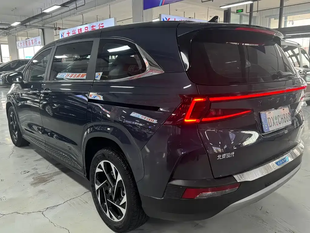 Hyundai Custo — фото 7