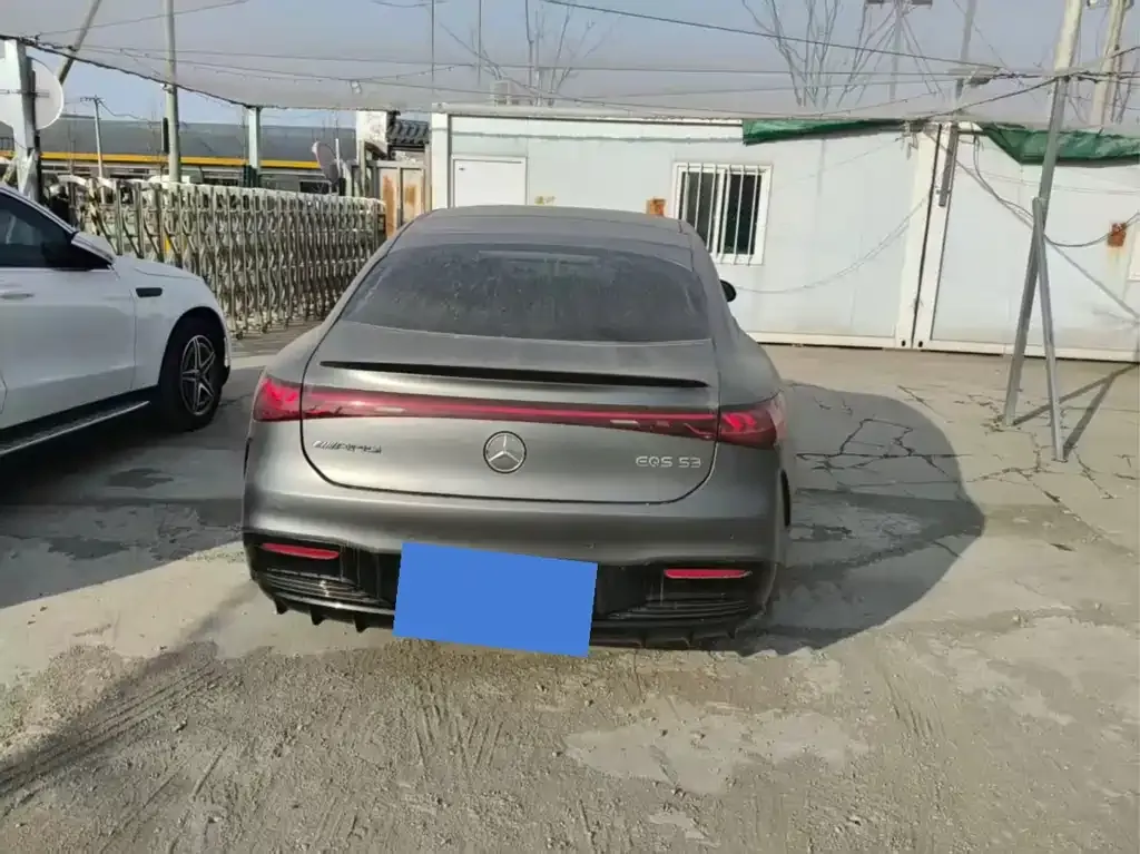 Mercedes-Benz EQS AMG — фото 5
