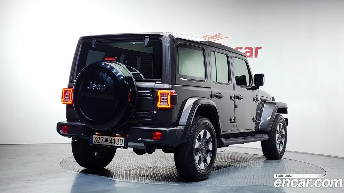 Jeep Wrangler — фото 5