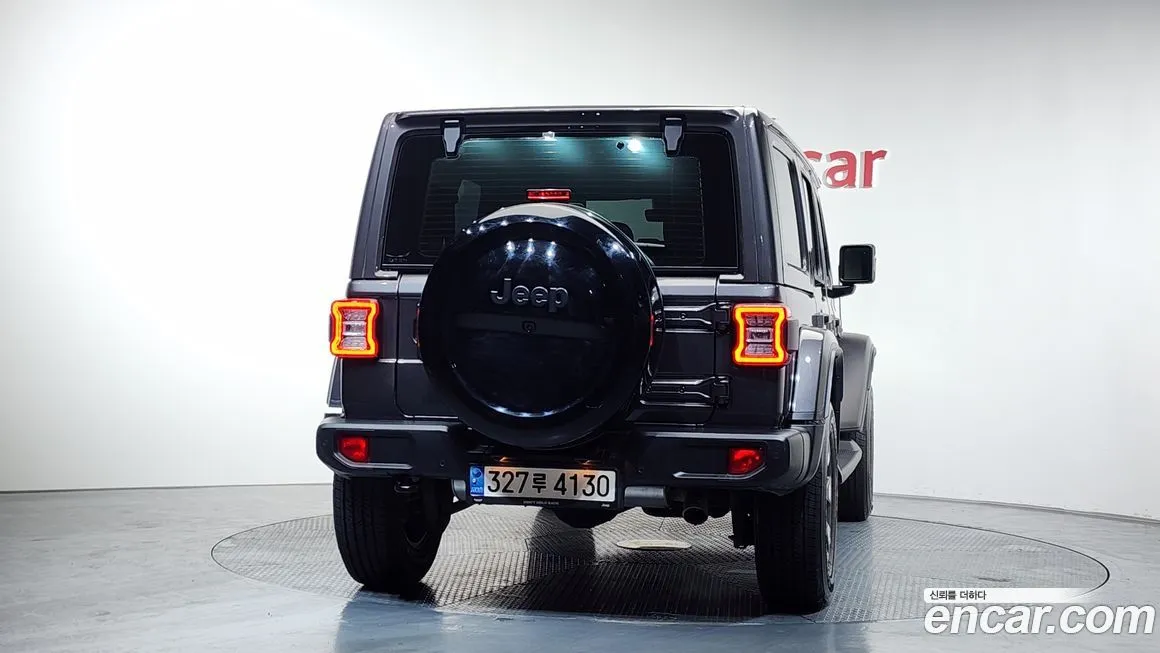 Jeep Wrangler — фото 3