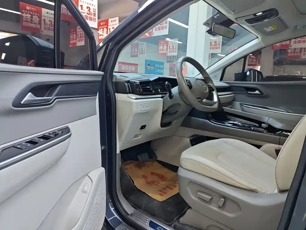 Hyundai Custo — фото 3