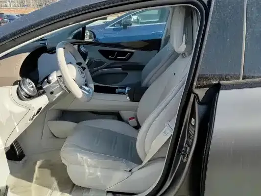 Mercedes-Benz EQS AMG — фото 4