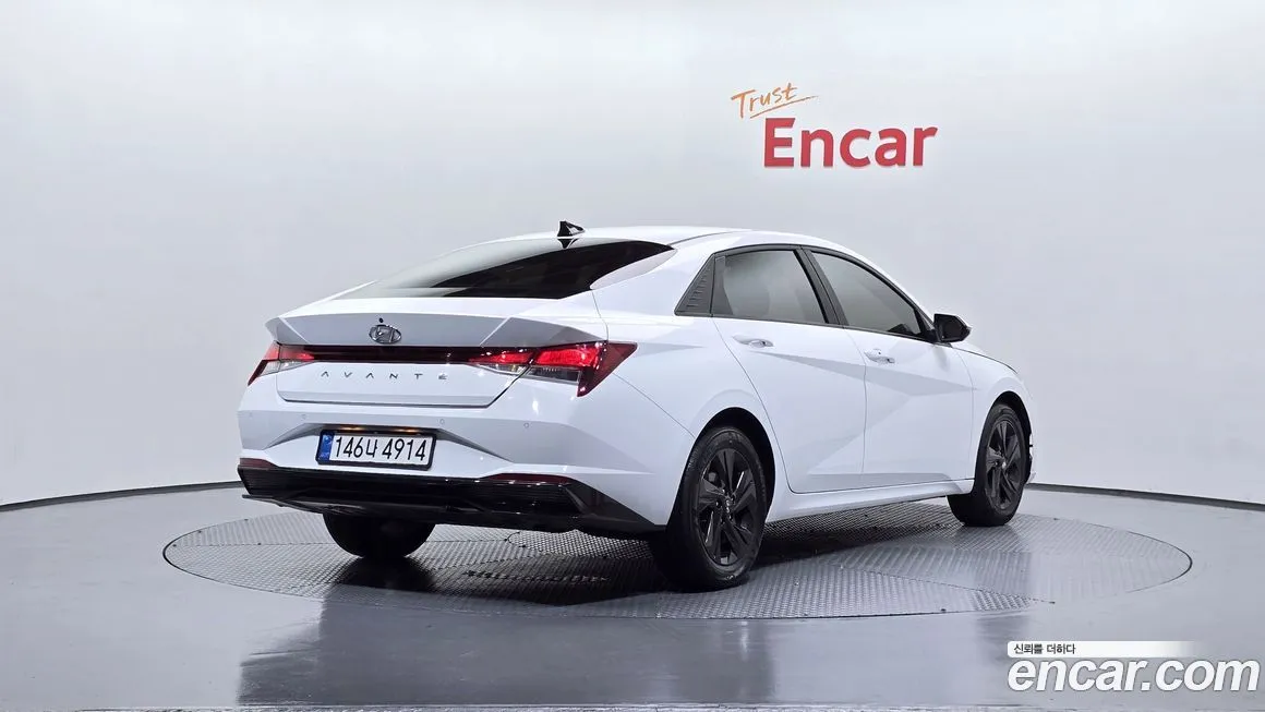 Hyundai AVANTE — фото 5