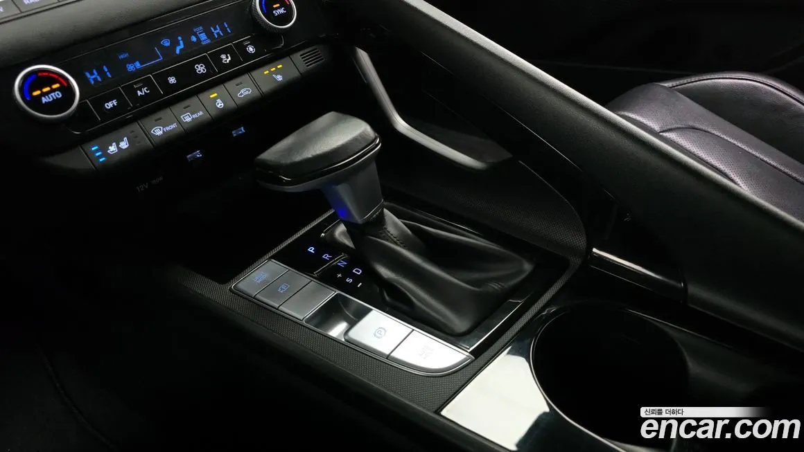 Hyundai AVANTE — фото 3