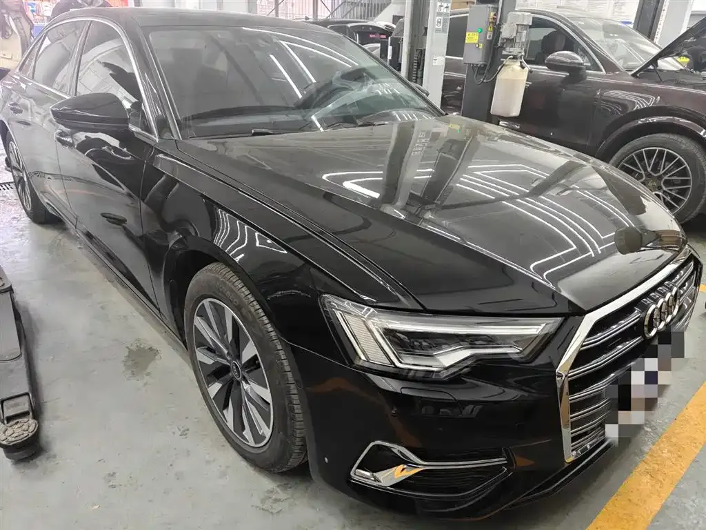 Audi A6L — фото 10