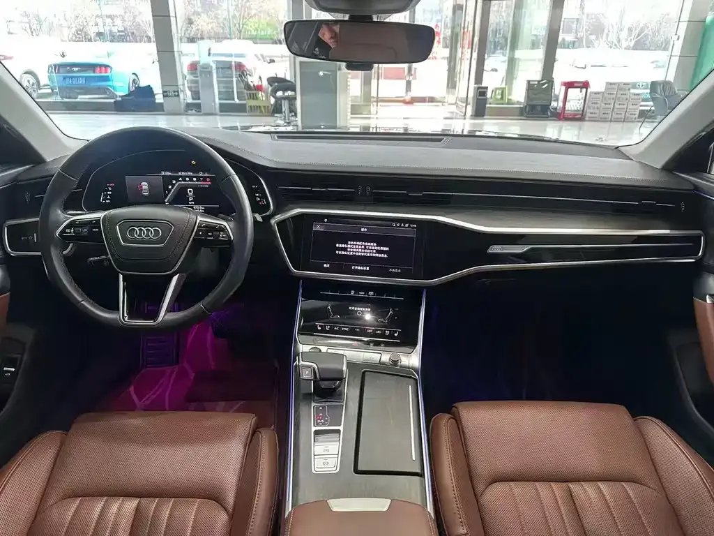 Audi A6L — фото 5