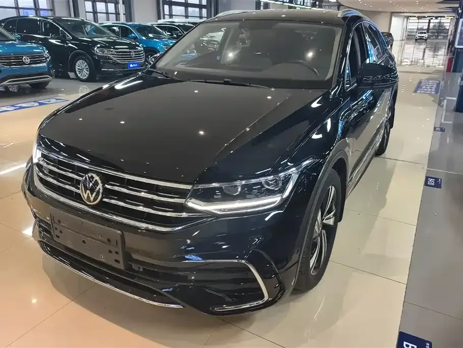 Volkswagen Tiguan X — фото 1