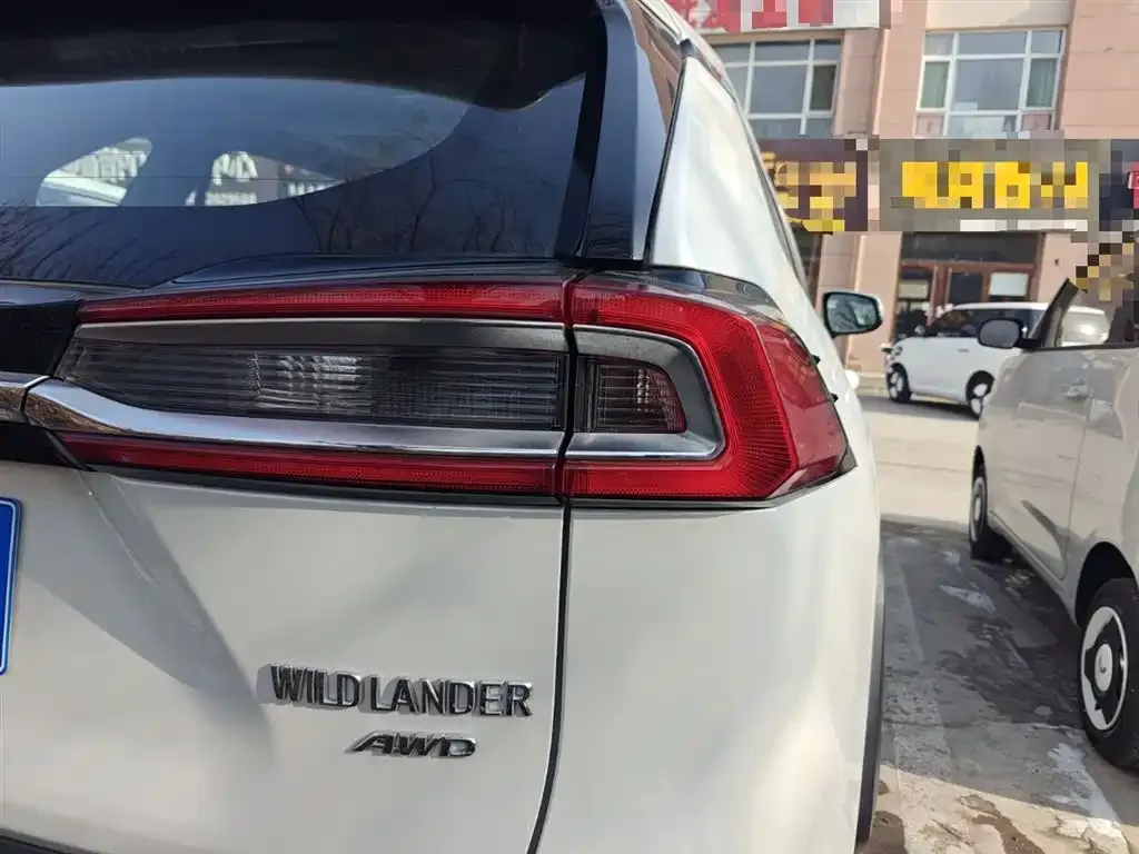 Toyota Wildlander — фото 2
