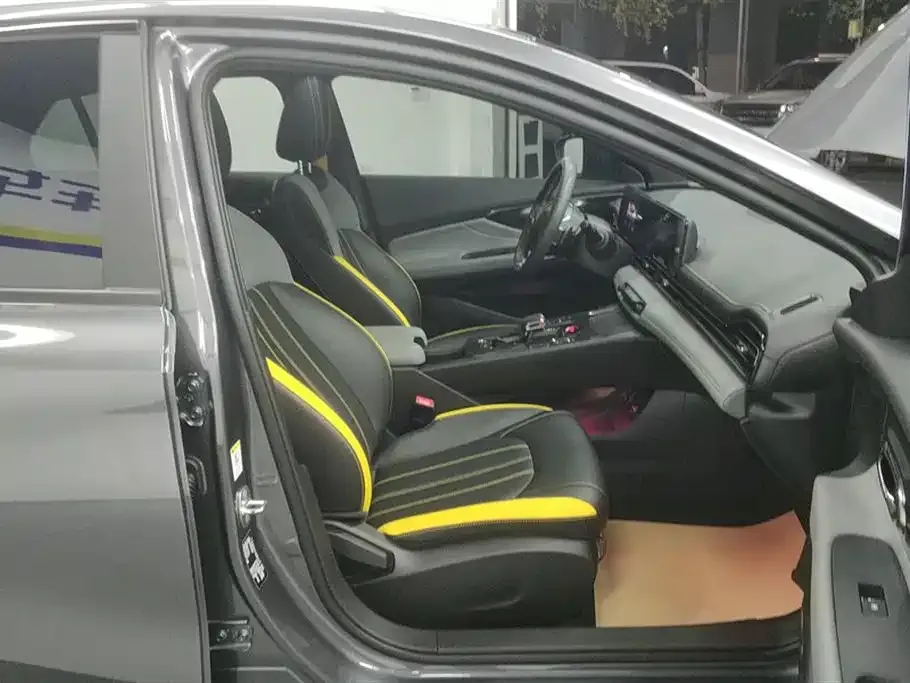 GAC Motor Shadow Leopard — фото 3