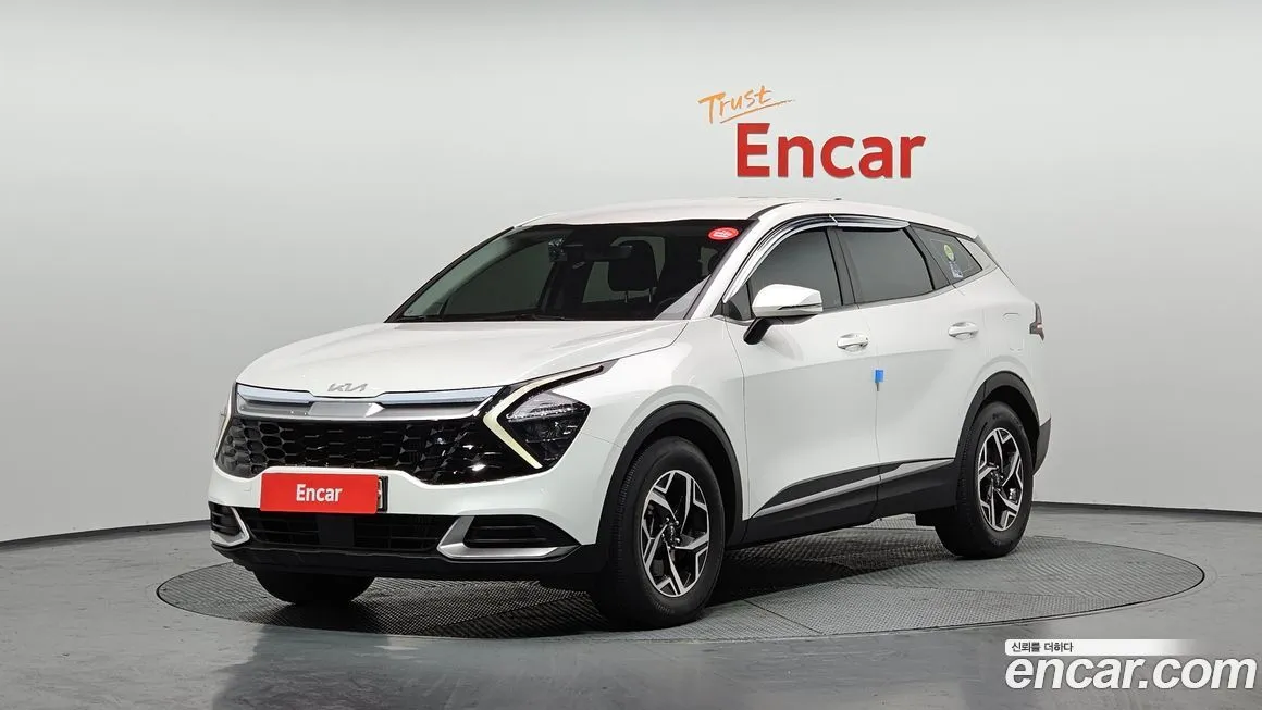 Kia Sportage — фото 1