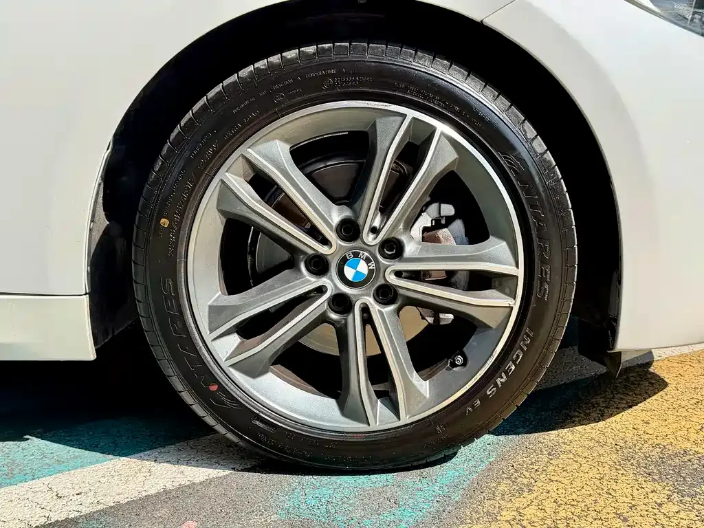 BMW 1 Series — фото 3