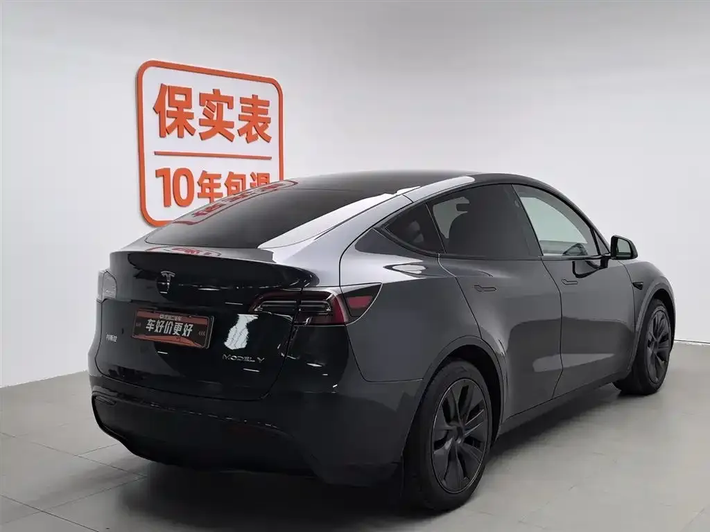 Tesla Model Y — фото 9