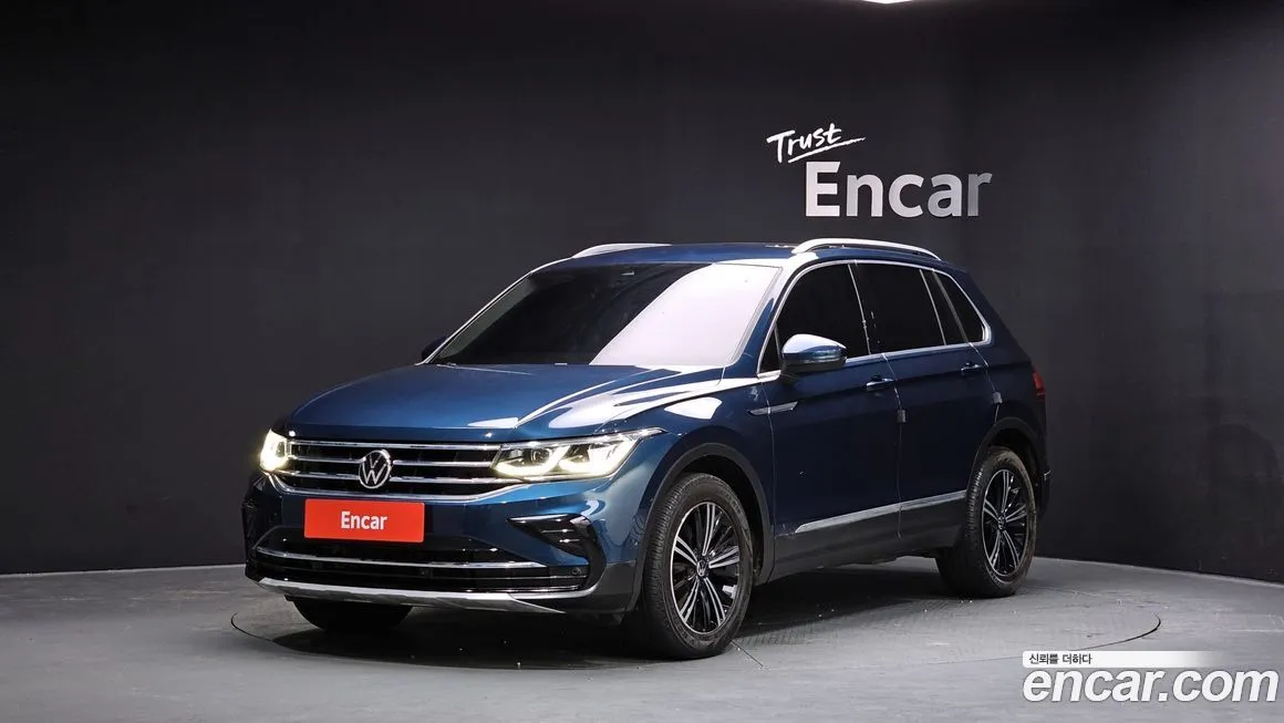 Volkswagen Tiguan — фото 1