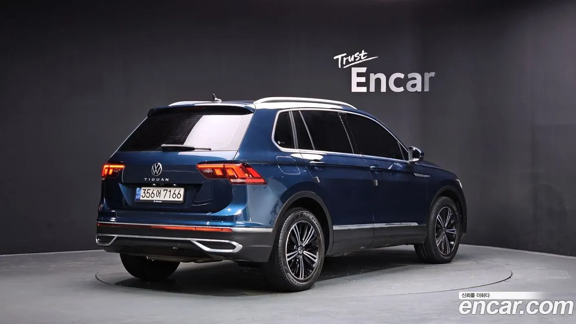 Volkswagen Tiguan — фото 4