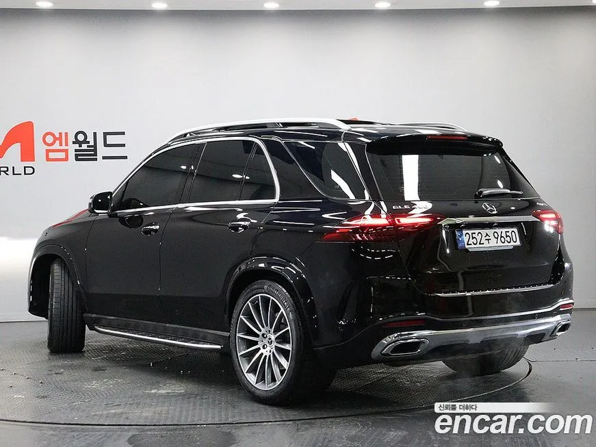 Mercedes-Benz GLE-Class — фото 4