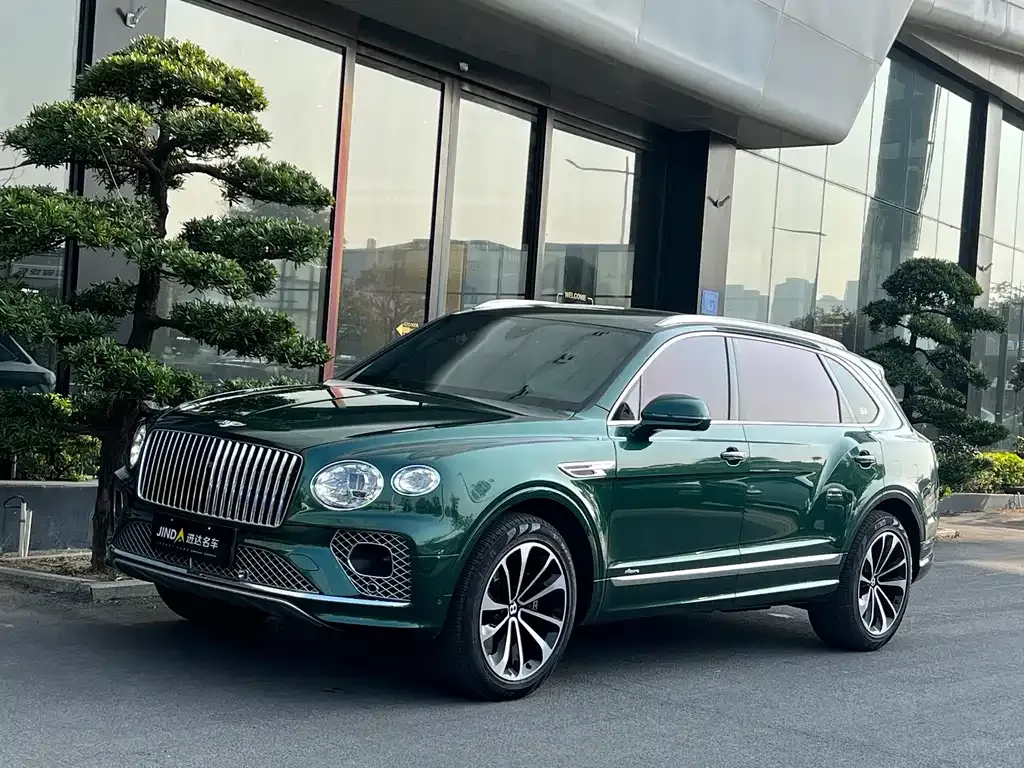 Bentley Bentayga — фото 1