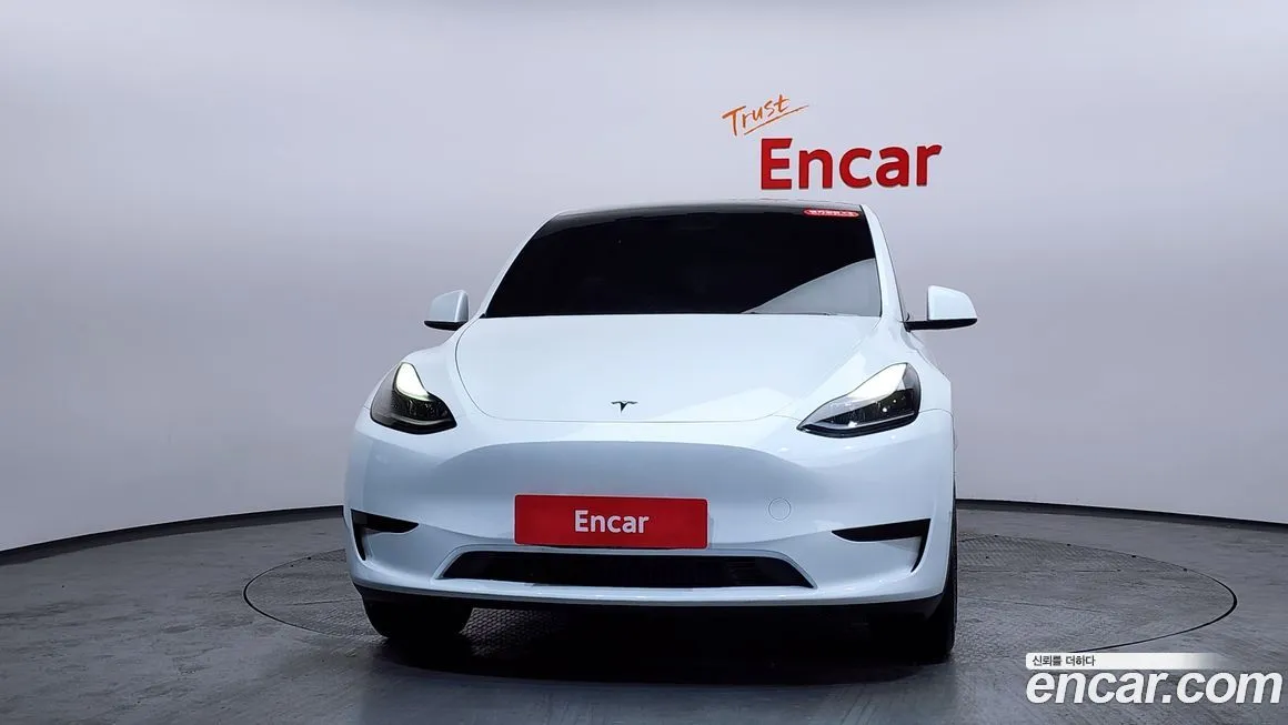 Tesla Model Y — фото 3
