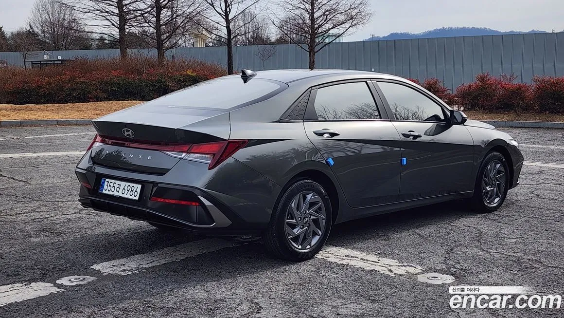 Hyundai AVANTE — фото 5