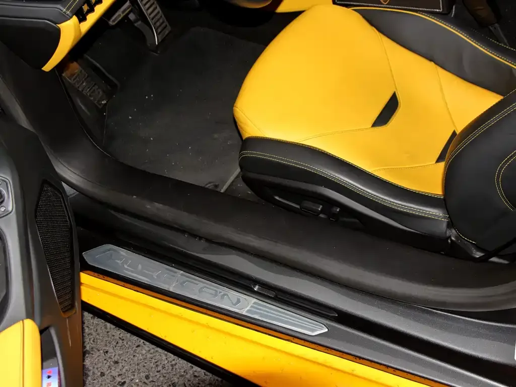 Lamborghini Huracan — фото 2