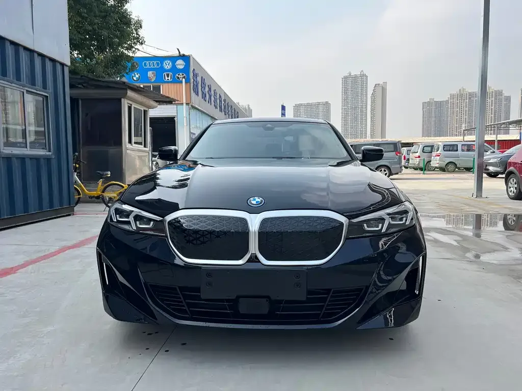 BMW i3 — фото 3