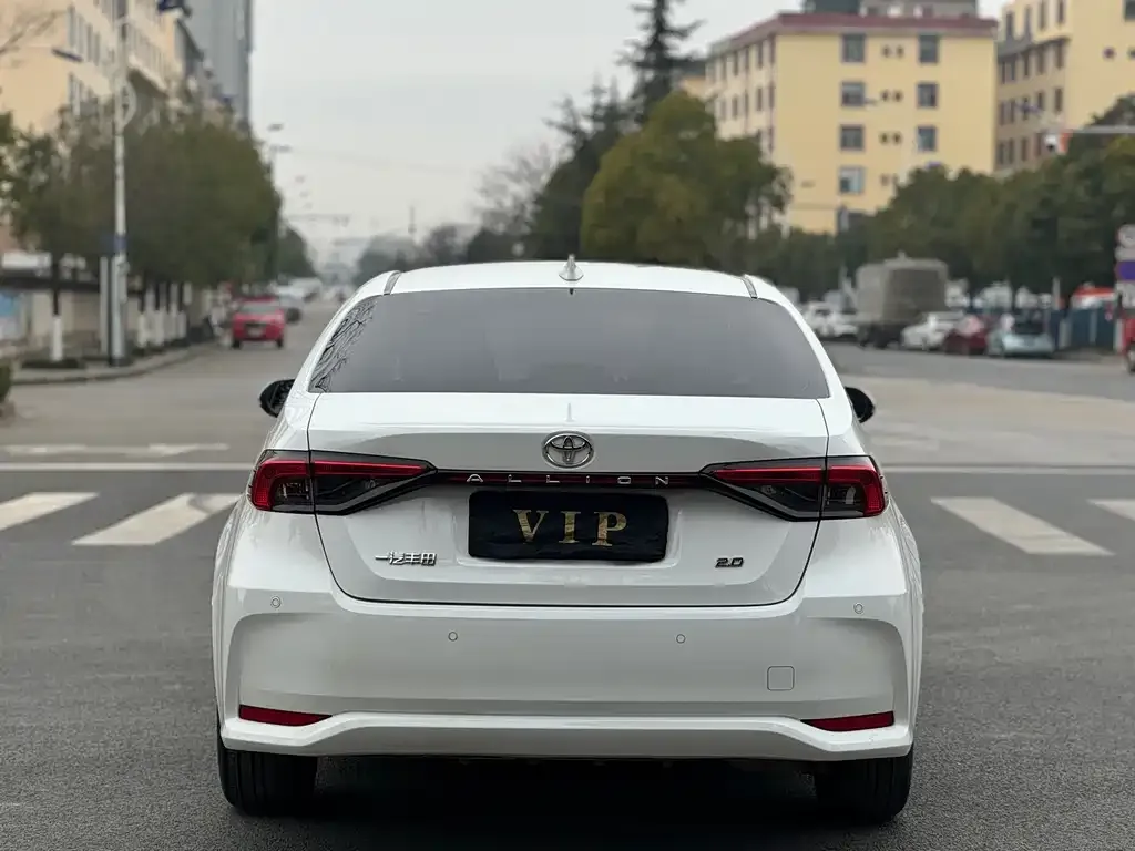 Toyota Allion — фото 2