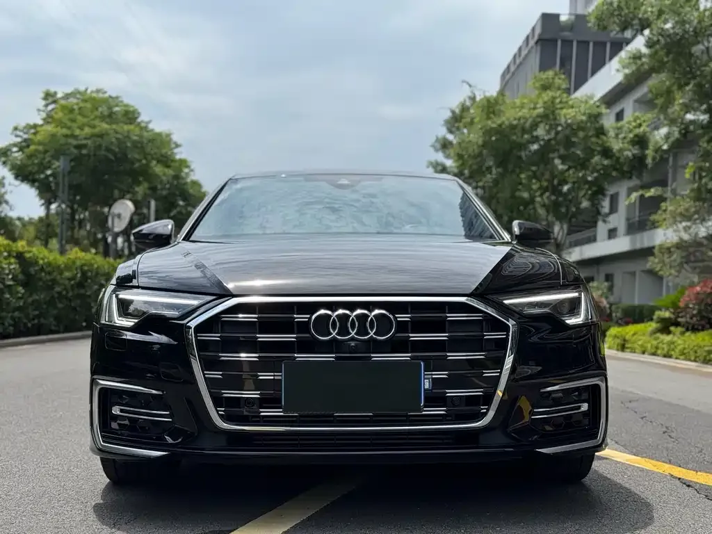 Audi A6L — фото 2