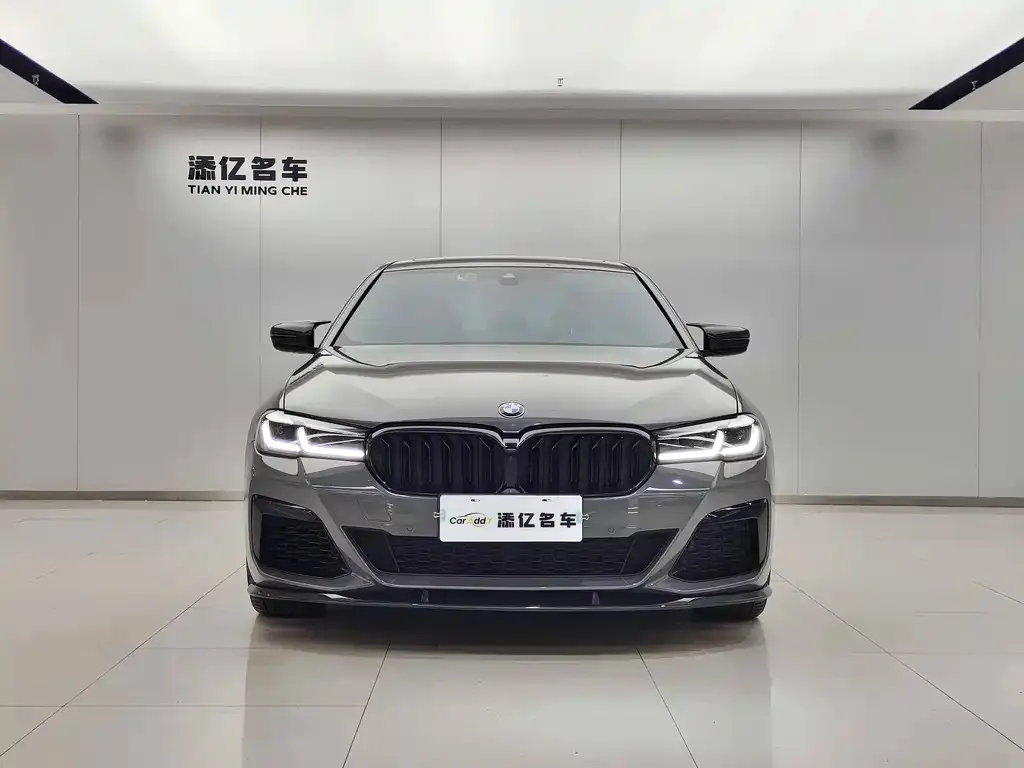 BMW 5 Series (Import) — фото 7