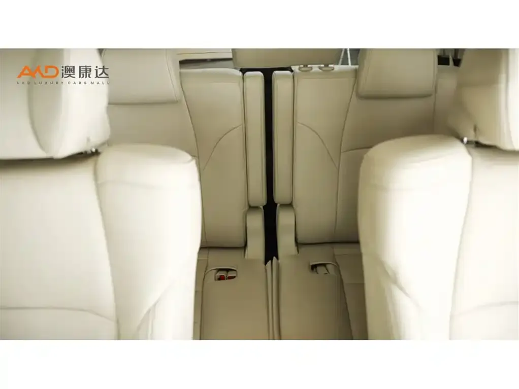 Toyota Alphard — фото 9