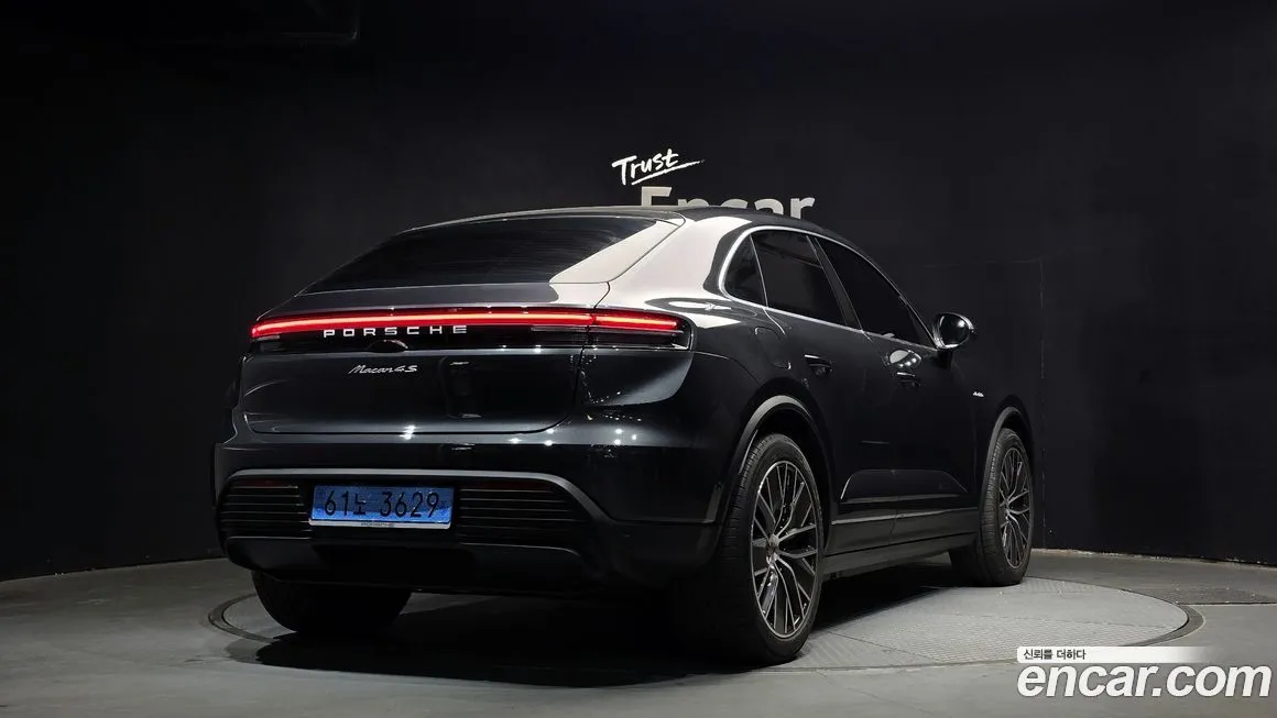 Porsche Macan — фото 4