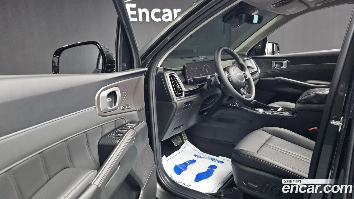 Kia Sorento — фото 8