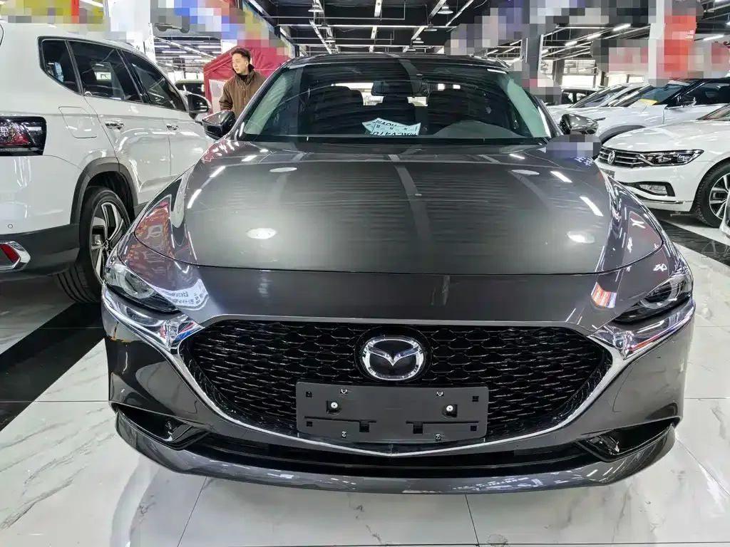 Mazda 3 Axela — фото 3