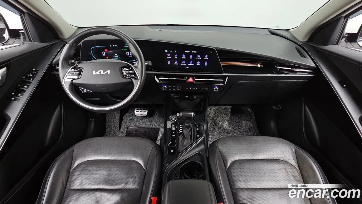 Kia Niro — фото 10